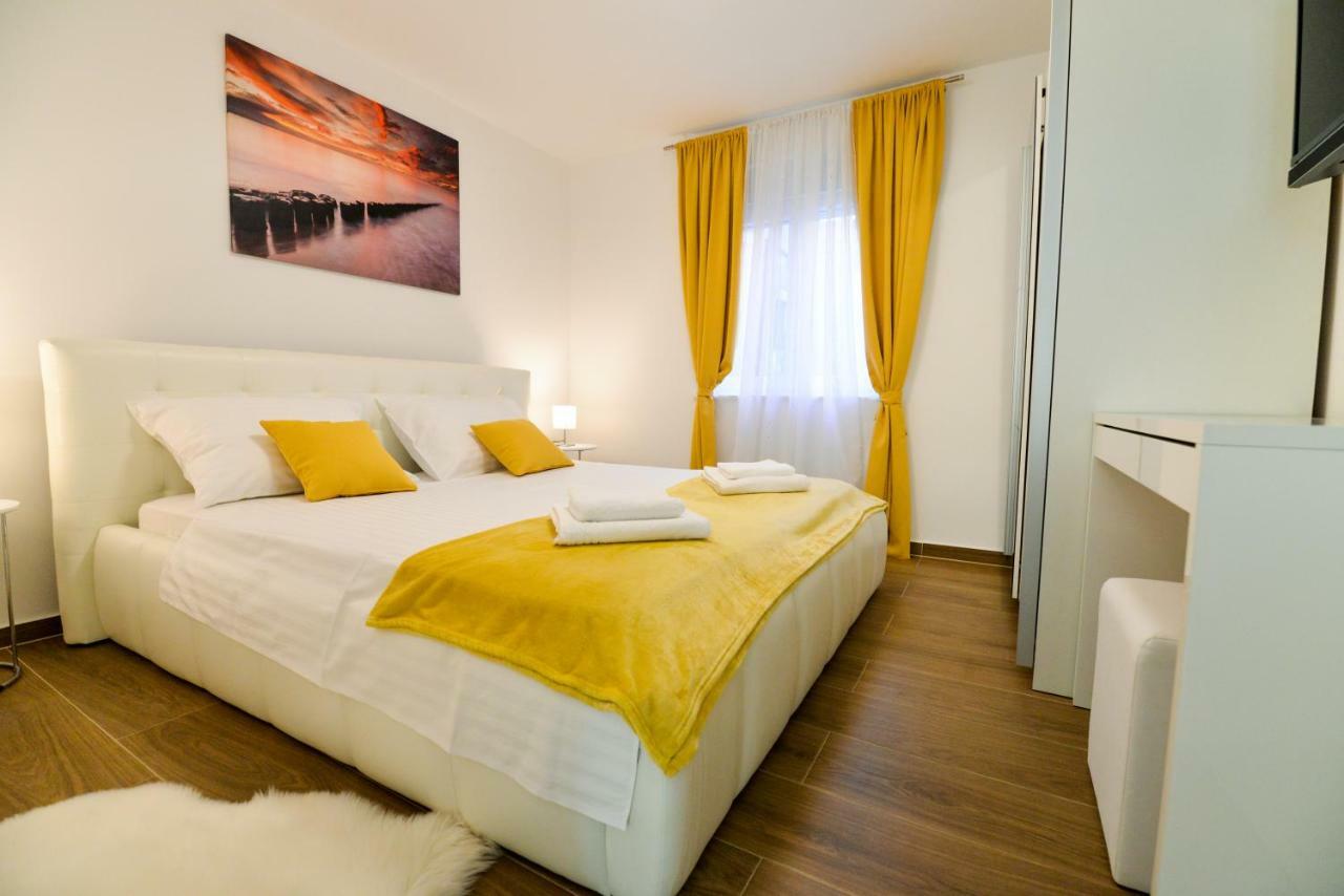 Sunset Gold Apartment ซาดาร์ ภายนอก รูปภาพ